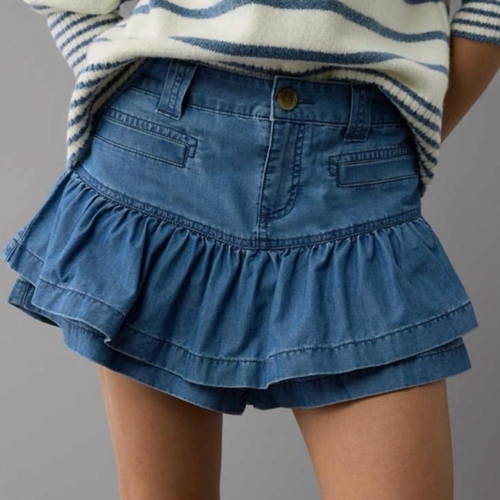 American Eagle Blue Denim Ruffle Tiered Mini Skort Womens Size 4 Medium Wash